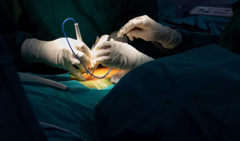 Who-Is-a-Candidate-for-Minimally-Invasive-Spine-Surgery-2-1