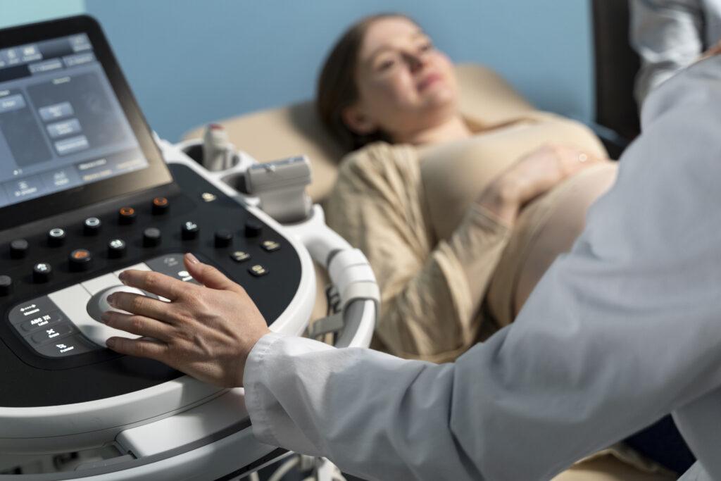 Gyenocologist-Doctor-in-Sitamarih
